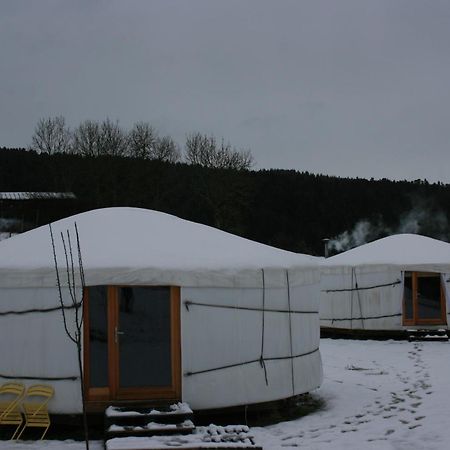 Yourtes En Terrasse Bonneval  Exterior foto
